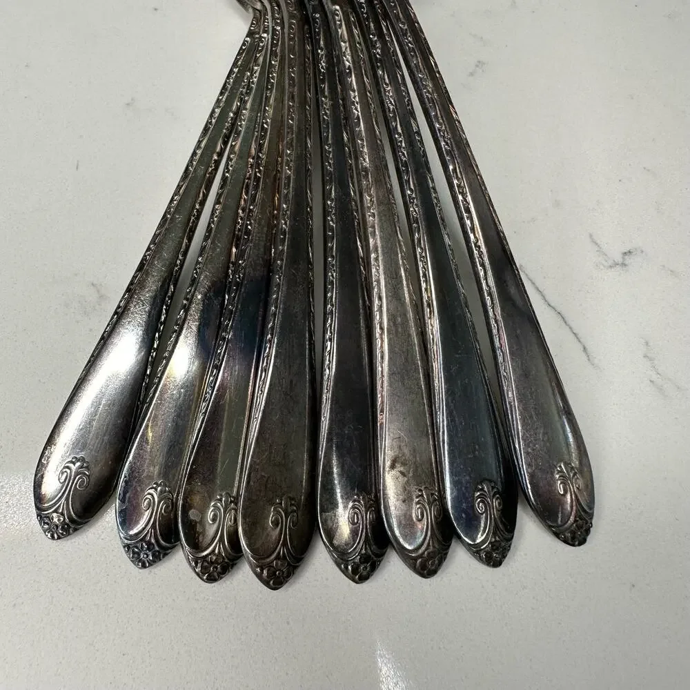 Rogers & Sons International Silver Flatware in Exquisite Pattern 1940s 43 pc